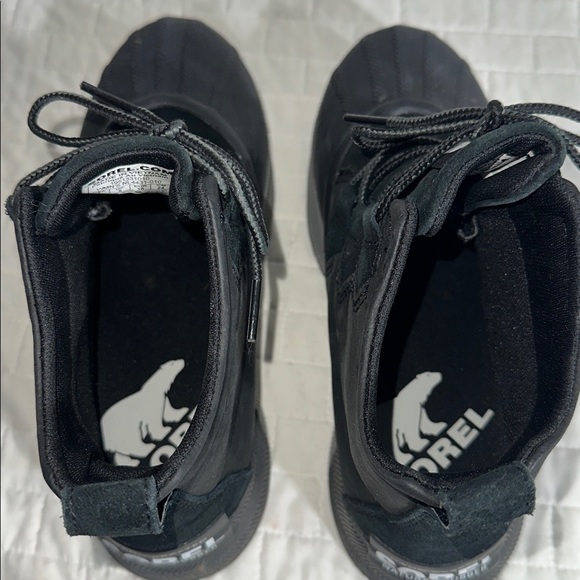 Sorel Women's Out N About III Classic Waterproof Boot in black - Picture 5 of 7